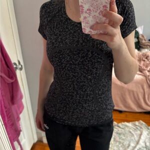 lululemon athletica Black and Gray Short Sleeve Top